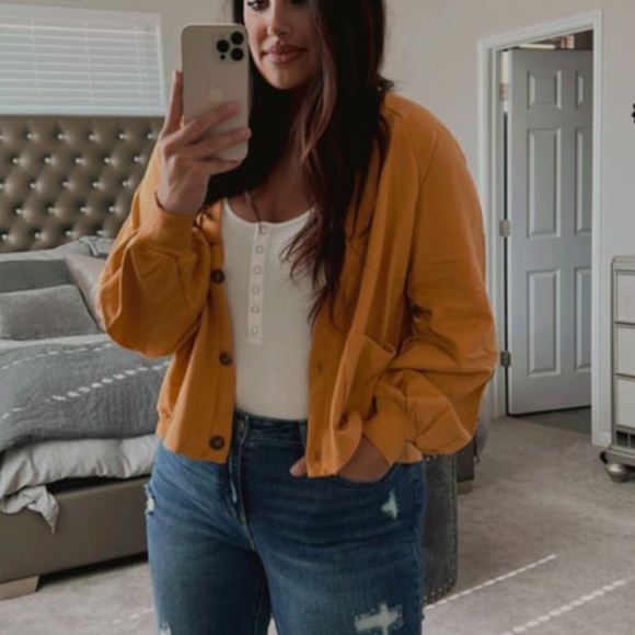 Mustard jacket - Picture 2 of 2